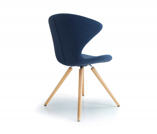 Tonon Stuhl Concept 902_02 gepolstert wooden legs