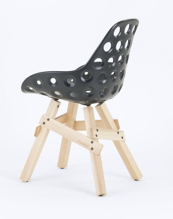 Kubikoff Icon Dimple Holes Stuhl