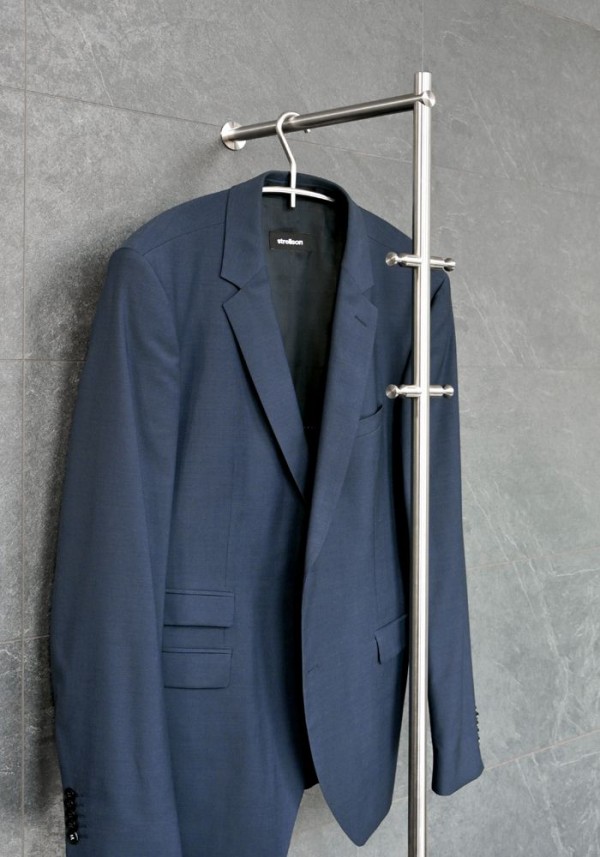 Phos Edelstahlwandgarderobe GL1