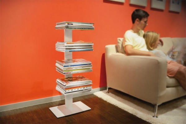 Radius Design Booksbaum Magazin Stand klein