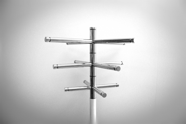 Frost Standgarderobe Crossway Poliert