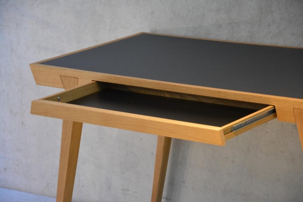 Jan Kurtz Desk Schreibtisch