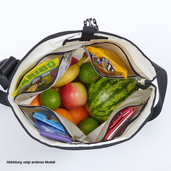 360° Segeltuchtasche Tender City braunes Segel mit hellgrauem Persenning und weißem Emblem