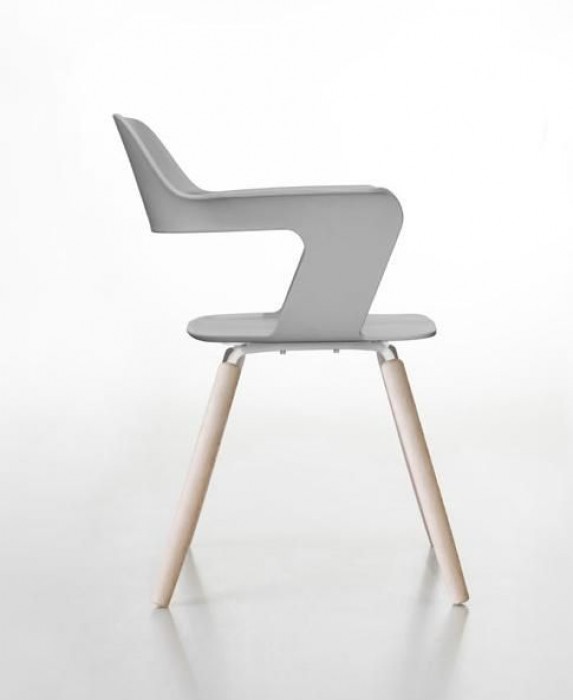 Radius-Design Stuhl MUSE mit Holzbeinen