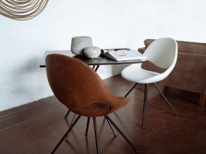 TONON Little Moon Chair_908 gepolstert Metal Base